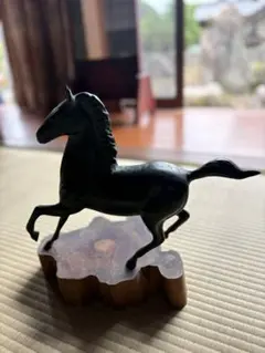 馬 置物 ブロンズ像 風水 縁起物 躍動感 跳ね馬 開運 出世 鋳鉄 鉄製