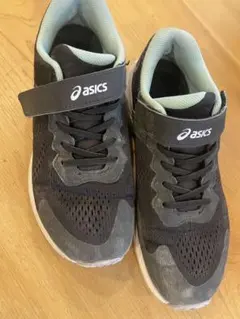 ASICS ブラック/グレー スニーカー ベルクロ