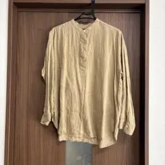 無印良品 ベージュ リネン風 ボタン付きシャツ M-L