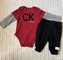 Calvin Klein ベビー服　ロンパースとパンツのセット　0-3ヶ月