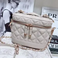 【美品】RANDA 2WAY バニティバッグ キルティング アイボリー