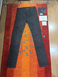 エディ期Saint Laurent サンローラン スタッズ ダメージデニム - メルカリ