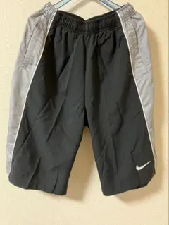 NIKEハーフパンツＭ