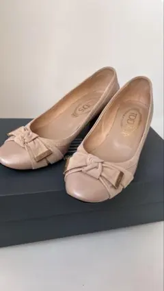 TOD’S トッズ　パンプス　ベージュ23cm 美品