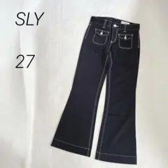 SLY Jeans ホワイトステッチフレアパンツ　ストレッチ　ベルボトム