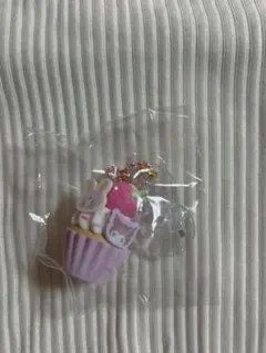 メゾピアノ サンリオ シークレットチャーム