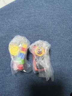 ガチャガチャ　Combiミニチュアチャーム　2点セット