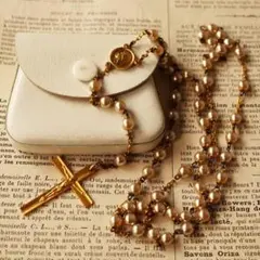 【24】フランス ビンテージ ロザリオ 聖母マリア パール調 ビーズ ケース付