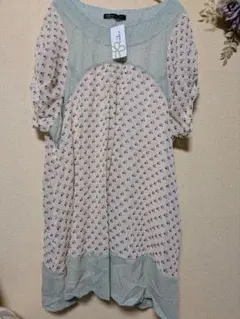as know as olaca 花柄 チュニック 半袖 クリーム色 未着用品