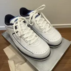 NIKE AIR JORDAN 2 RETRO LOW ホワイト/ネイビー