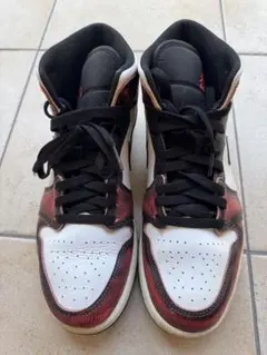 NIKE AIR JORDAN 1 MID 27cm