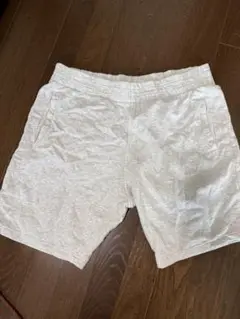 H&M ライトグレー ショートパンツ