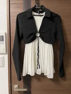 H&M プリーツブラウス ボレロ　セットのサムネイル