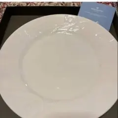 WEDGWOOD ウェッジウッド プレート 大皿 白 27cm