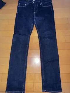 UNIQLO スリムフィット ストレートデニム 34（86.5cm）