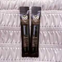 VT BLACK TRUFFLE REEDLE SHOT