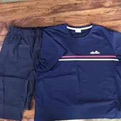 メンズ　テニスウェアエレッセシャツとジョガーパンツのセット