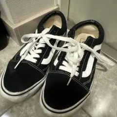 VANS Old Skool ブラック ホワイト スニーカーのサムネイル