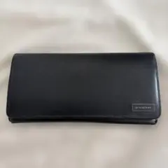 Burberry バーバリー ブラック レザー 長財布　ノバチェック