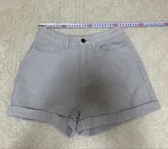グレー コーデュロイ ショートパンツ
