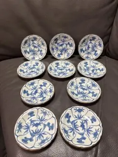 ◉セール！新品　深川製磁　染付　菊唐草　小鉢3個セット　高級品　小皿　希少 ◉セール！新品 深川製磁 染付 菊唐草 小鉢3個セット 高級品 小皿 希少