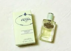 【美品】PRADA Infusion d'Iris 30ml オードパルファムのサムネイル