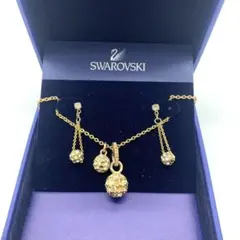 スワロフスキー パヴェボール ピアス・ネックレスセット