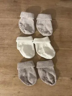 H&M ベビー靴下 3足セット