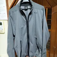 Oakley グレー ジャケット