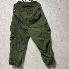 GU カーゴパンツ オリーブ Sサイズ