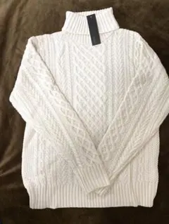 タートルネックセーター