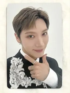 wayv 【テン】nowayout トレカコンプリートセット ※会場特典付き※ 2025年最新】wayv テン トレカ 会場限定の人気アイテム - メルカリ