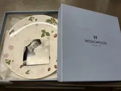 未使用　Wedgwood ワイルドストロベリープレート3枚　20.5㎝