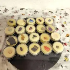 大昔のディアゴスティーニ (揃っていない)宝石コレクション