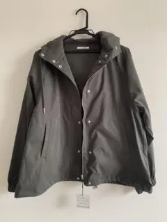 マウンテンパーカー