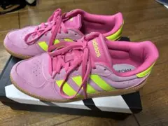 【美品】アディダス スニーカー 24cmのサムネイル