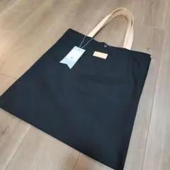 Item thumbnail for item a3e8e7f9-f90c-4981-9f72-b357a0a196b7