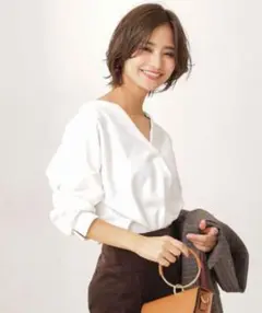 ナノユニバースブラウス