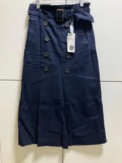 Riche glamour　ベルト付き　ネイビー ボタン付きスカート M
