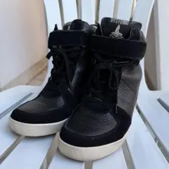 HYSTERIC GLAMOUR パイソン柄 ハイカット スニーカー ブラック - メルカリ