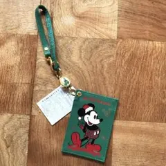 ミッキーマウス リール付きパスケース クリスマス 匿名配送