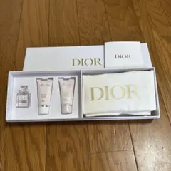 DIORノベルティ。ミスディオールトラベルセット