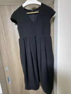 美品ヨーコチャンYOKO CHANウエストタックリラクシングドレス黒