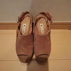 D.JANA ブラウン ウェッジヒール パンプス