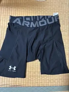 Under Armour HeatGear 黒スパッツ XL ブラック