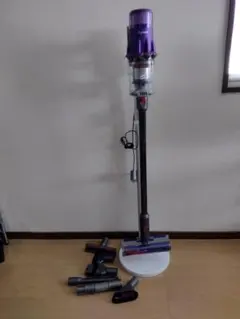 ダイソン★digital slim★SV18★バッテリー新品と同等★スタンド付き ダイソン☆digital slim☆SV18☆バッテリー新品と同等☆スタンド