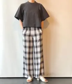 2025年最新】オンブレチェックパンツの人気アイテム - メルカリ