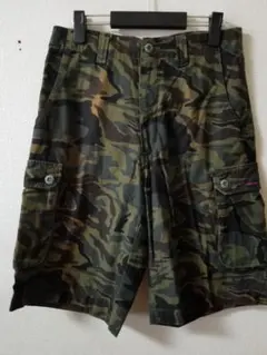 超美。BAD BOY JEANS カモフラ柄 カーゴショートパンツのサムネイル