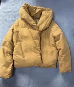キャメル ダウンジャケット