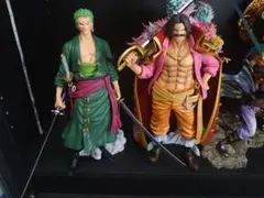 ワンピース バンプレくじ ロジャー A賞 ゾロ B賞 フィギュア